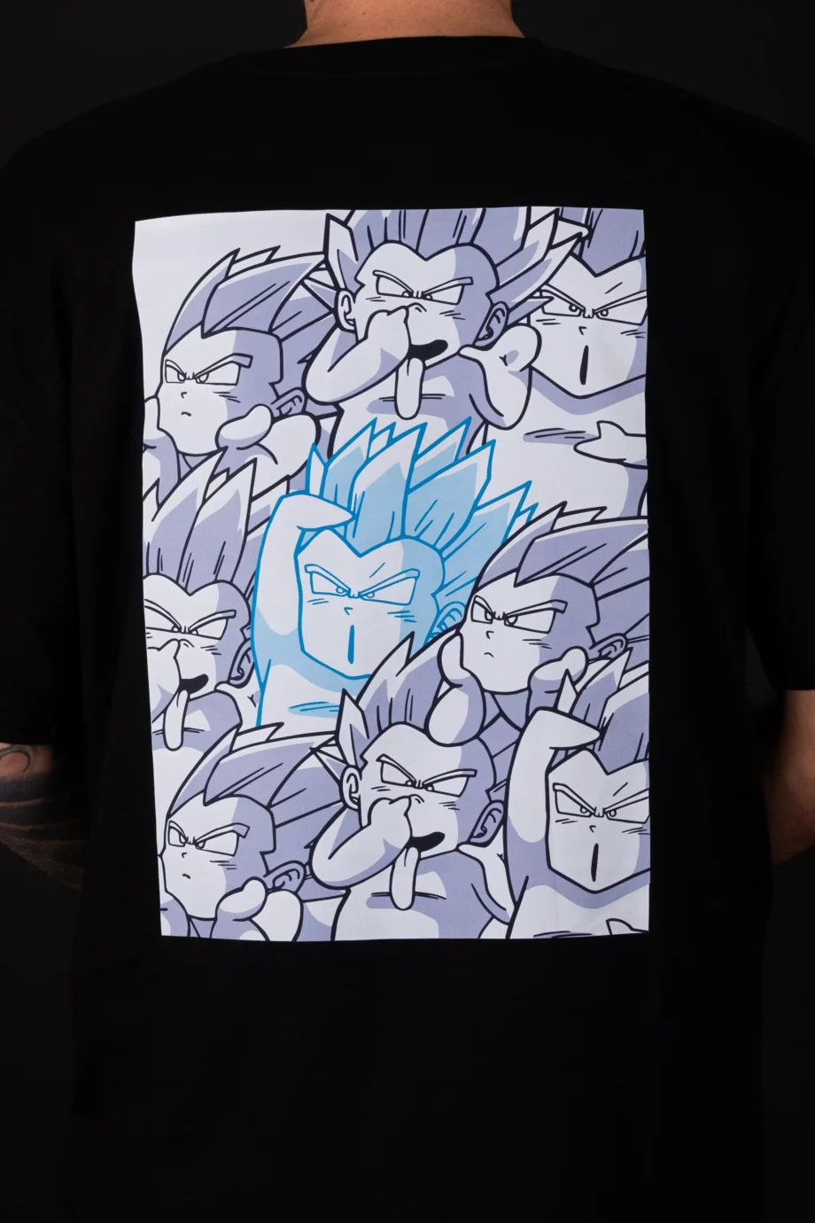 T-shirt Noir AR 2Street-Studio x Urban Arts Magazine - "Ghost KAMIKAZE" par Iyaba