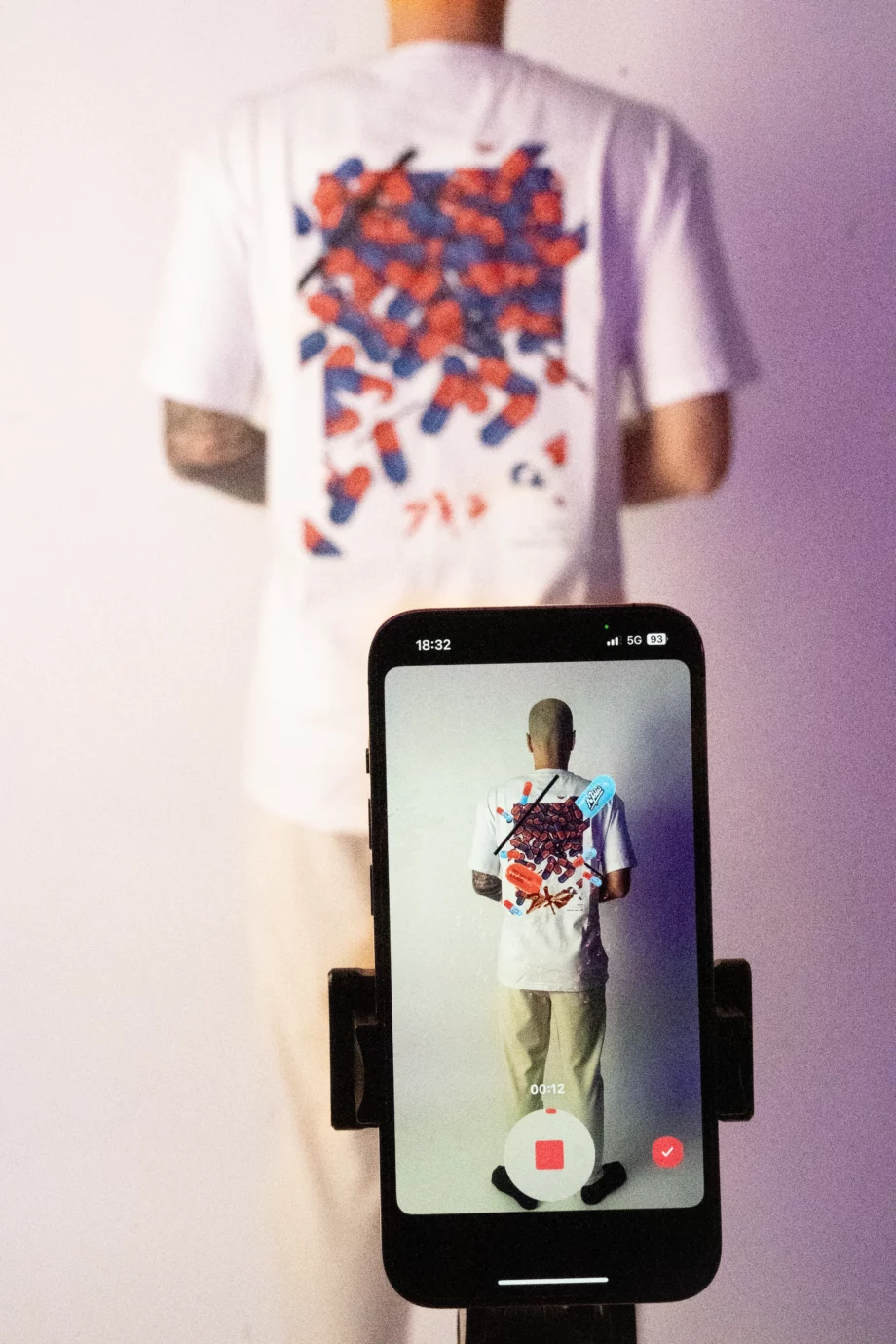 T-shirt Blanc AR 2Street-Studio x Urban Arts Magazine - "The Capsules" par Monsieur Lebleu
